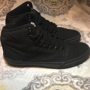 Vans Midtop Skateboarding Shoes